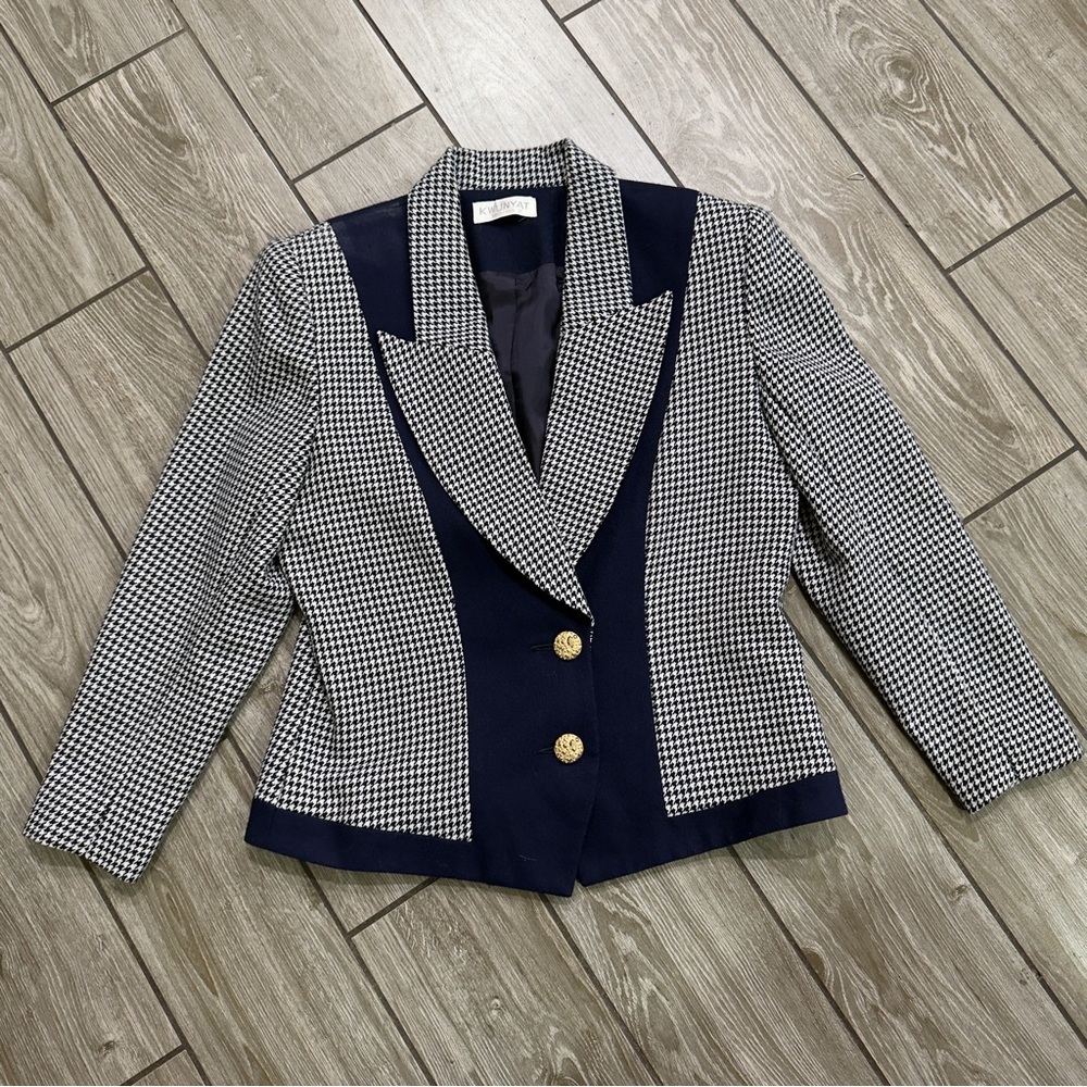Vintage Women's Navy and White Houndstooth Blazer